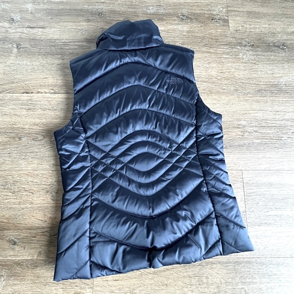 COPY - The North Face - puffer vest in dark blue - size s - Picture 4 of 6
